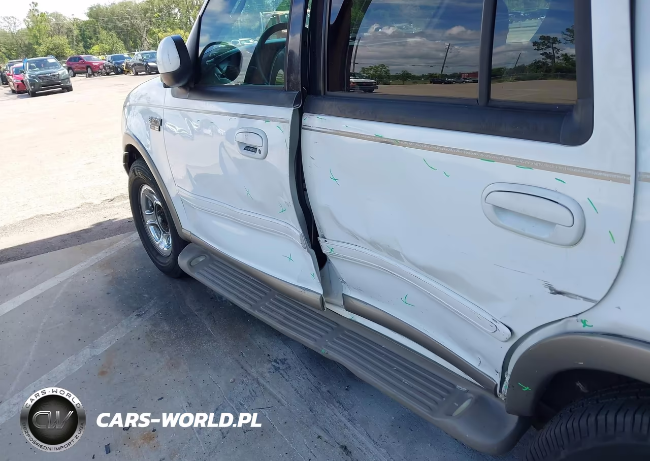2001 Ford Expedition Eddie Bauer VIN:1FMRU17L21LB21951 - 11