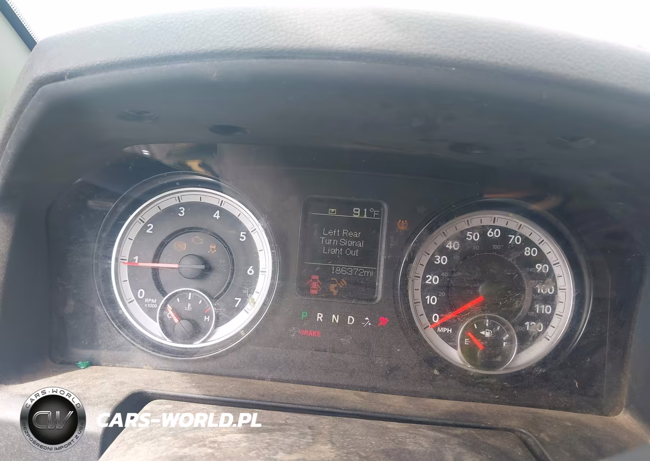 2015 Ram 1500 Express VIN:1C6RR6KT9FS582482 - 7