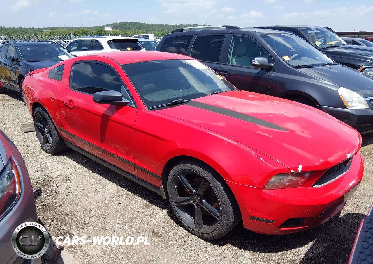 2011 Ford Mustang V6