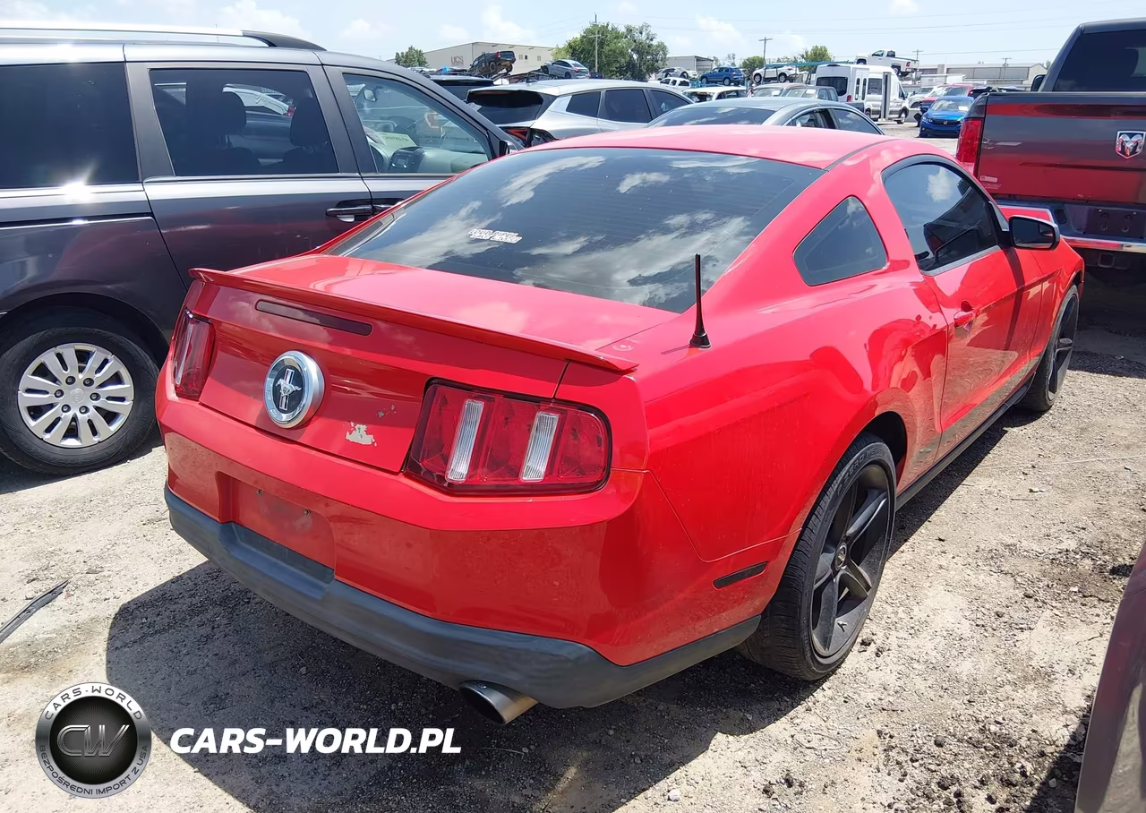 2011 Ford Mustang V6 VIN:1ZVBP8AM2B5143894 - 4