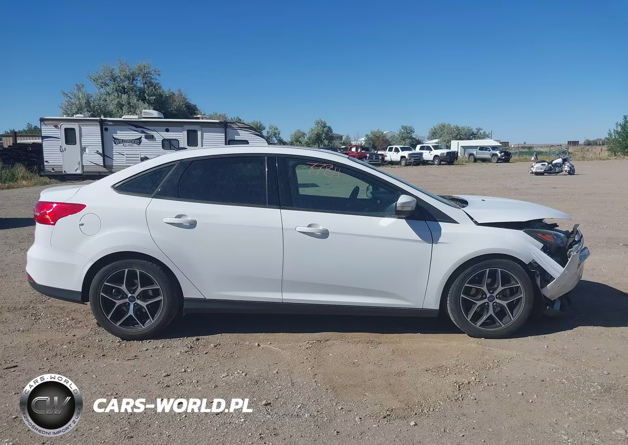 2017 Ford Focus Sel VIN:1FADP3H20HL223322 - 14