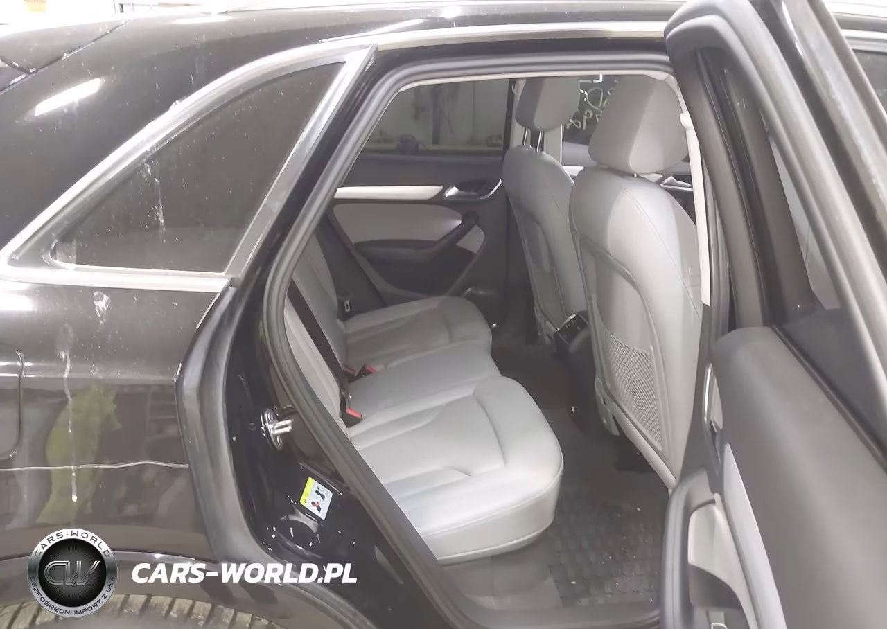 2016 Audi Q3 2.0T Premium Plus VIN:WA1GFCFS2GR001254 - 8