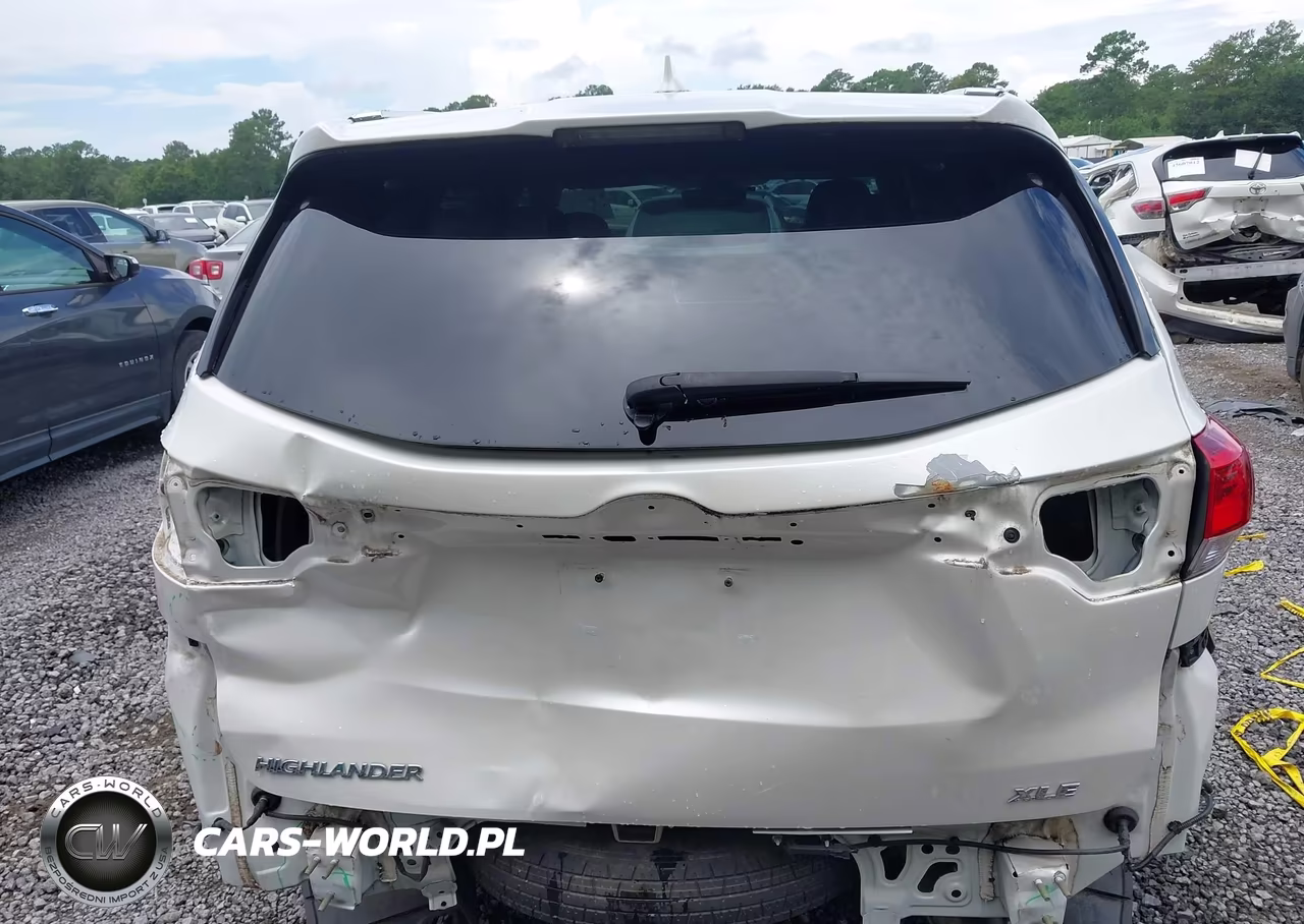 2019 Toyota Highlander Xle VIN:5TDKZRFH3KS551121 - 6