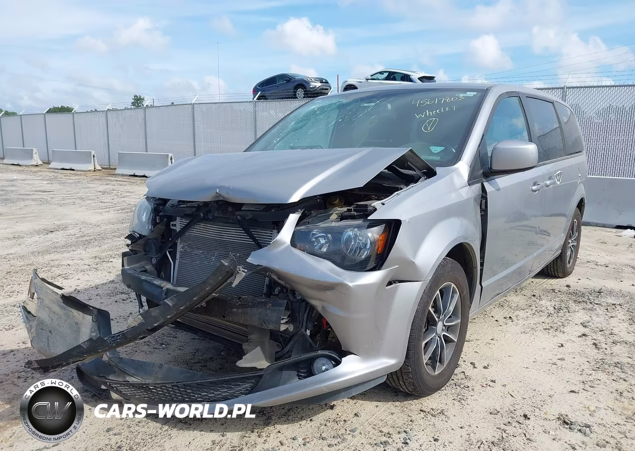 2018 Dodge Grand Caravan Se Plus VIN:2C4RDGBG6JR251045 - 19