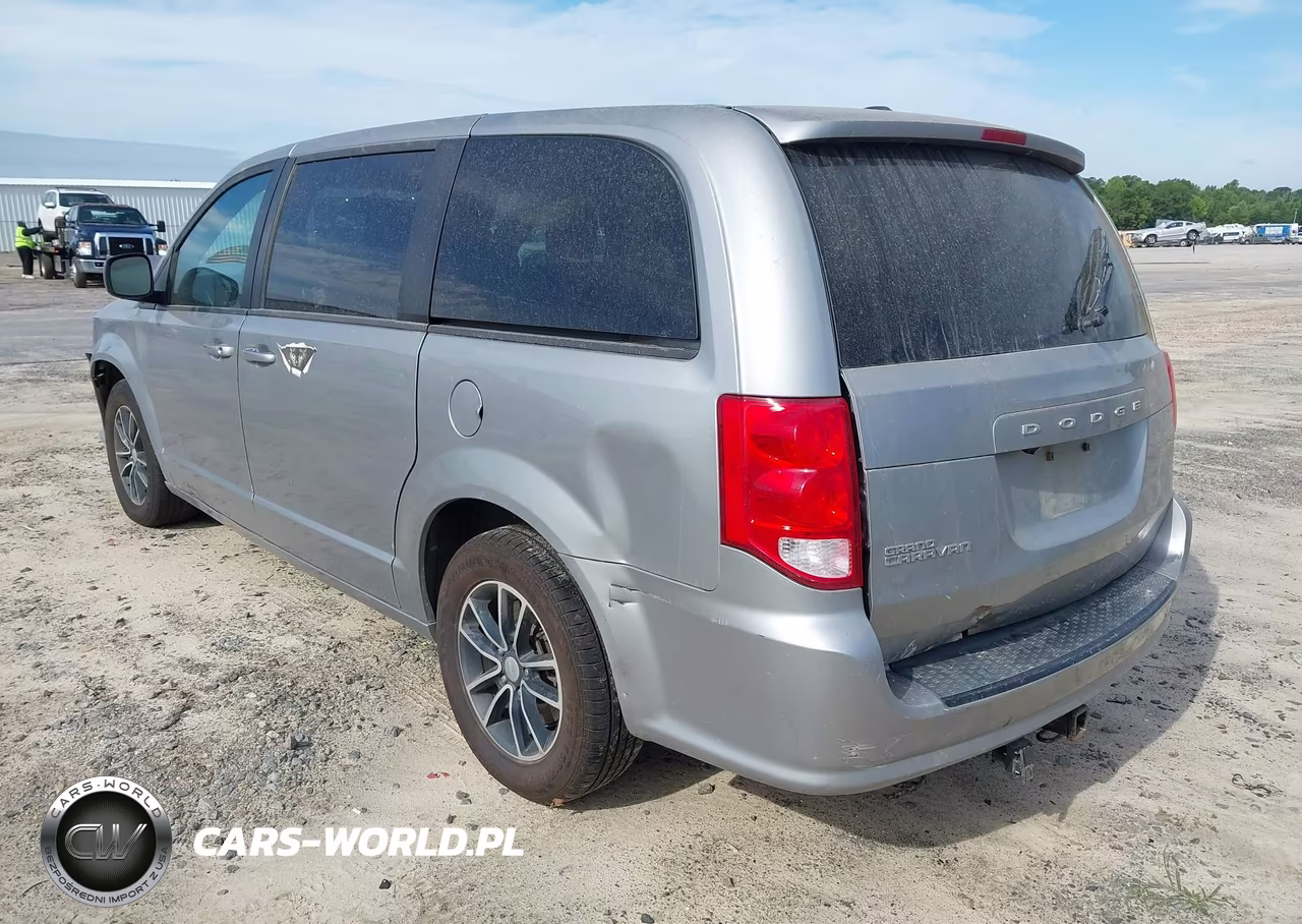2018 Dodge Grand Caravan Se Plus VIN:2C4RDGBG6JR251045 - 3