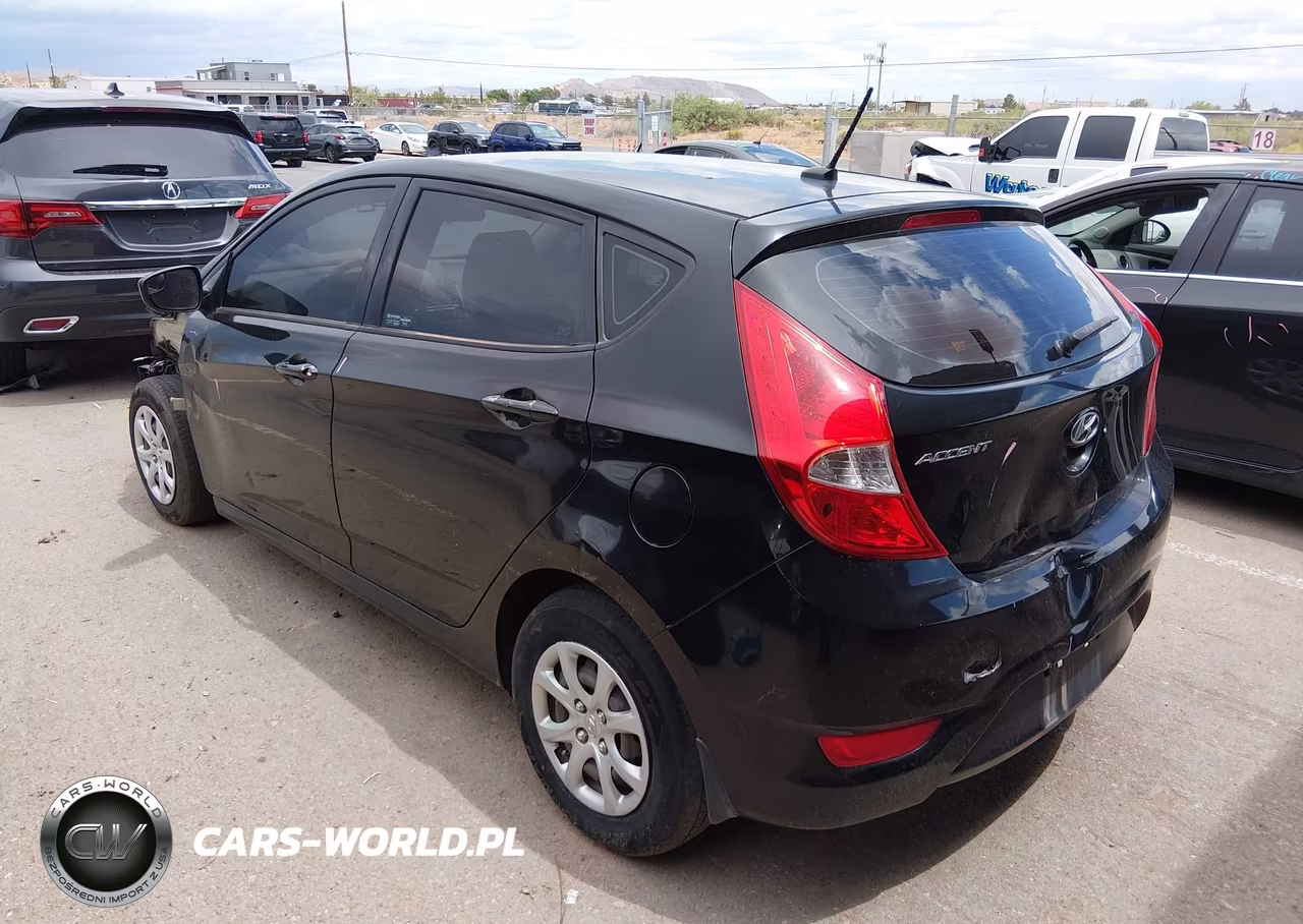 2014 Hyundai Accent Gs VIN:KMHCT5AE2EU152806 - 3