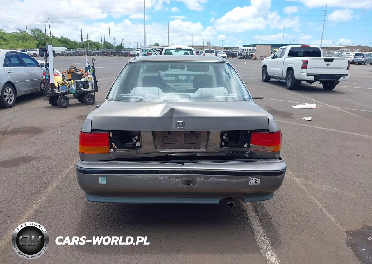 1992 Honda Accord Lx VIN:1HGCB7656NA141449 - 17