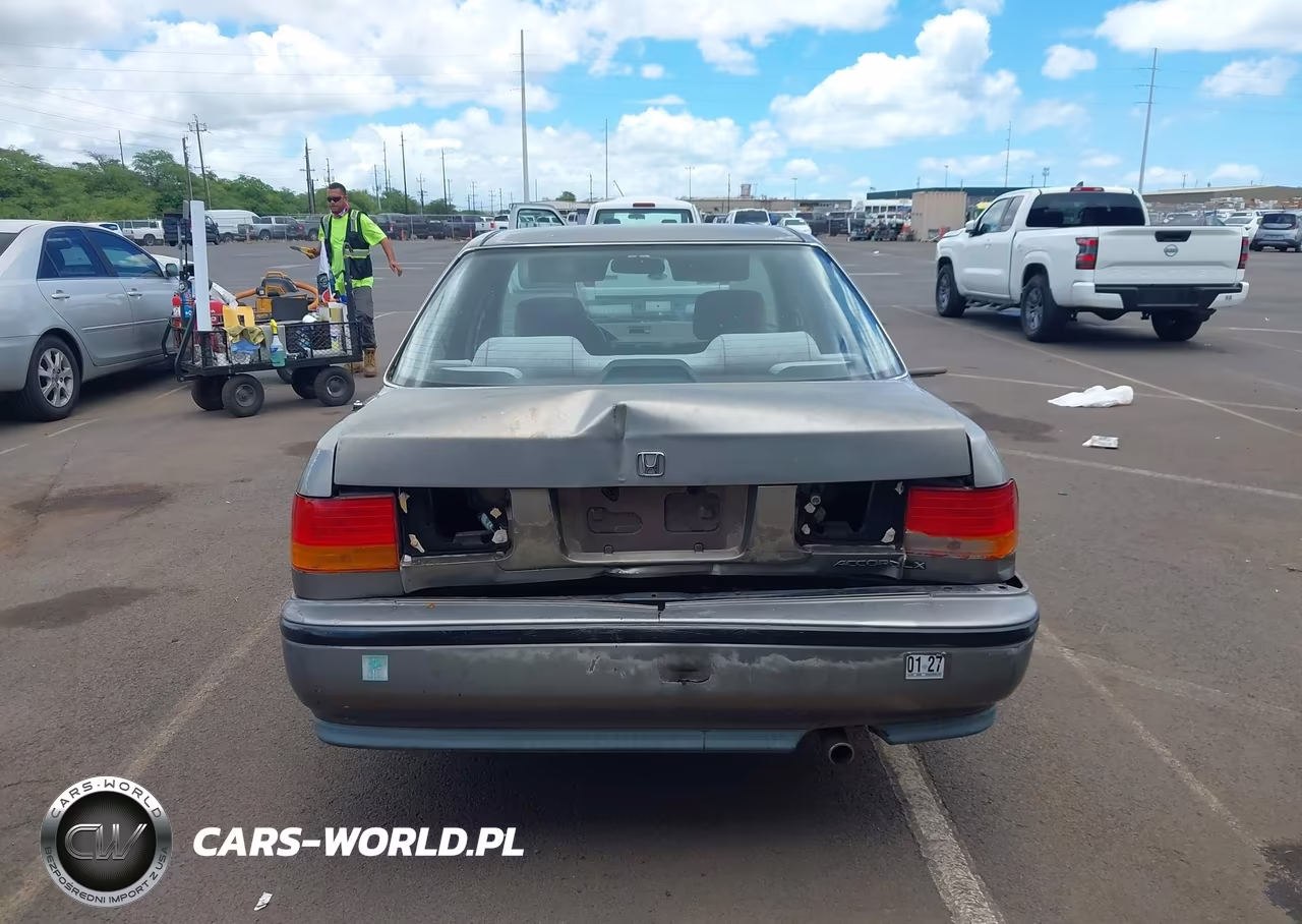 1992 Honda Accord Lx VIN:1HGCB7656NA141449 - 6