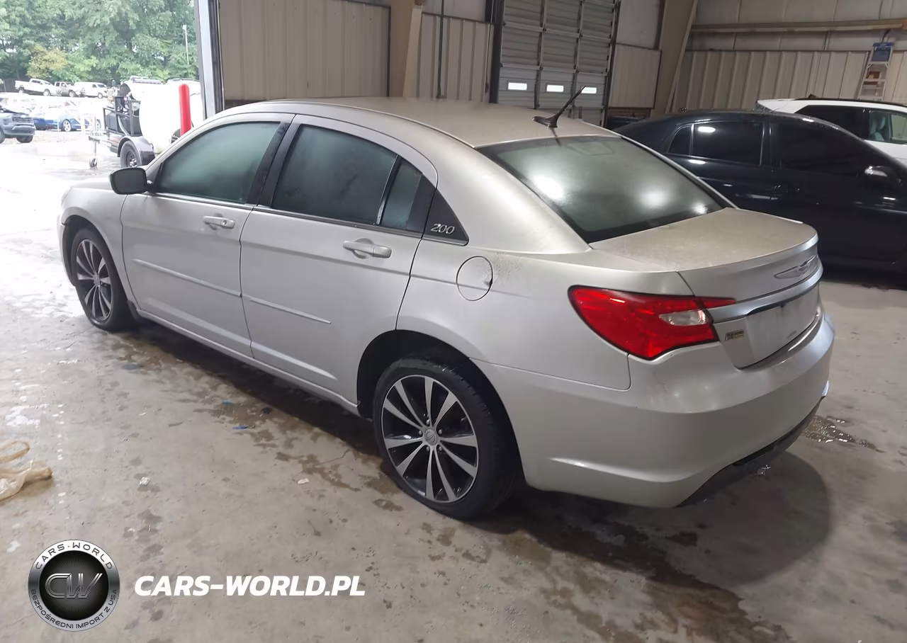 2012 Chrysler 200 S VIN:1C3CCBHG0CN170629 - 3