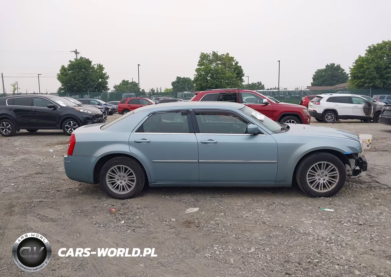 2008 Chrysler 300 Touring VIN:2C3KA53G38H267740 - 12