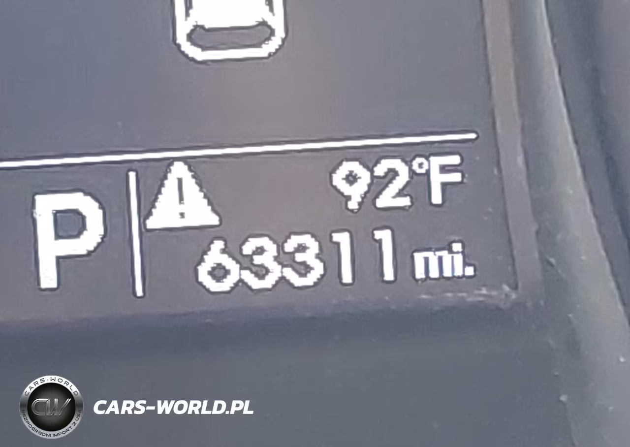 2015 Hyundai Santa Fe Sport 2.4L VIN:5XYZUDLB3FG286879 - 15