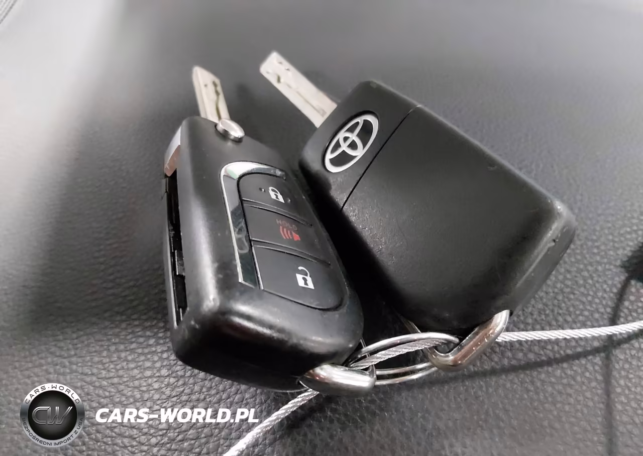 2021 Toyota Rav4 Hybrid Le VIN:4T3LWRFV5MU012679 - 11