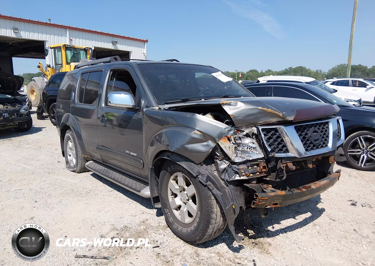 2005 Nissan Pathfinder Se Off-Road