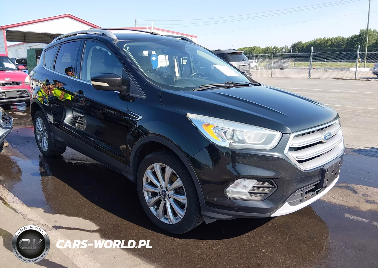 2017 Ford Escape Titanium – zdjęcie 1 z 17