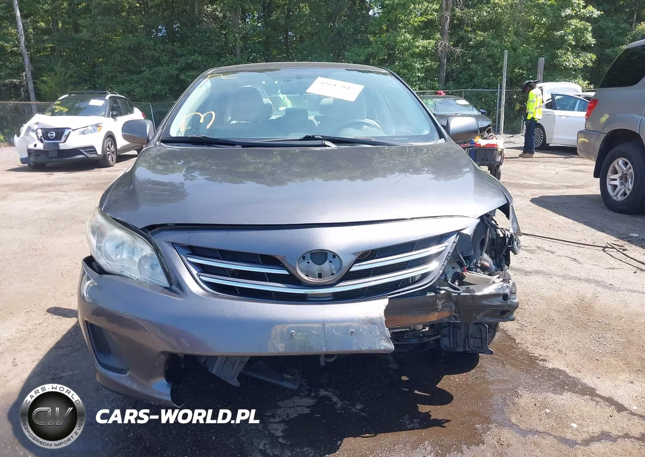 2013 Toyota Corolla Le VIN:5YFBU4EEXDP217298 - 12