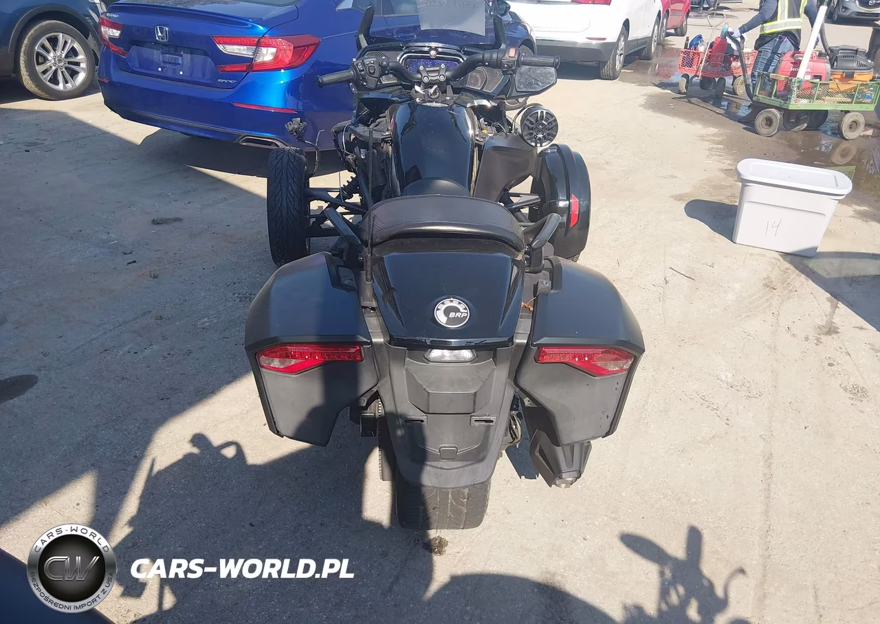 2019 Can-Am Spyder Roadster F3-T-F3 Limited VIN:2BXREDD22KV001338 - 6