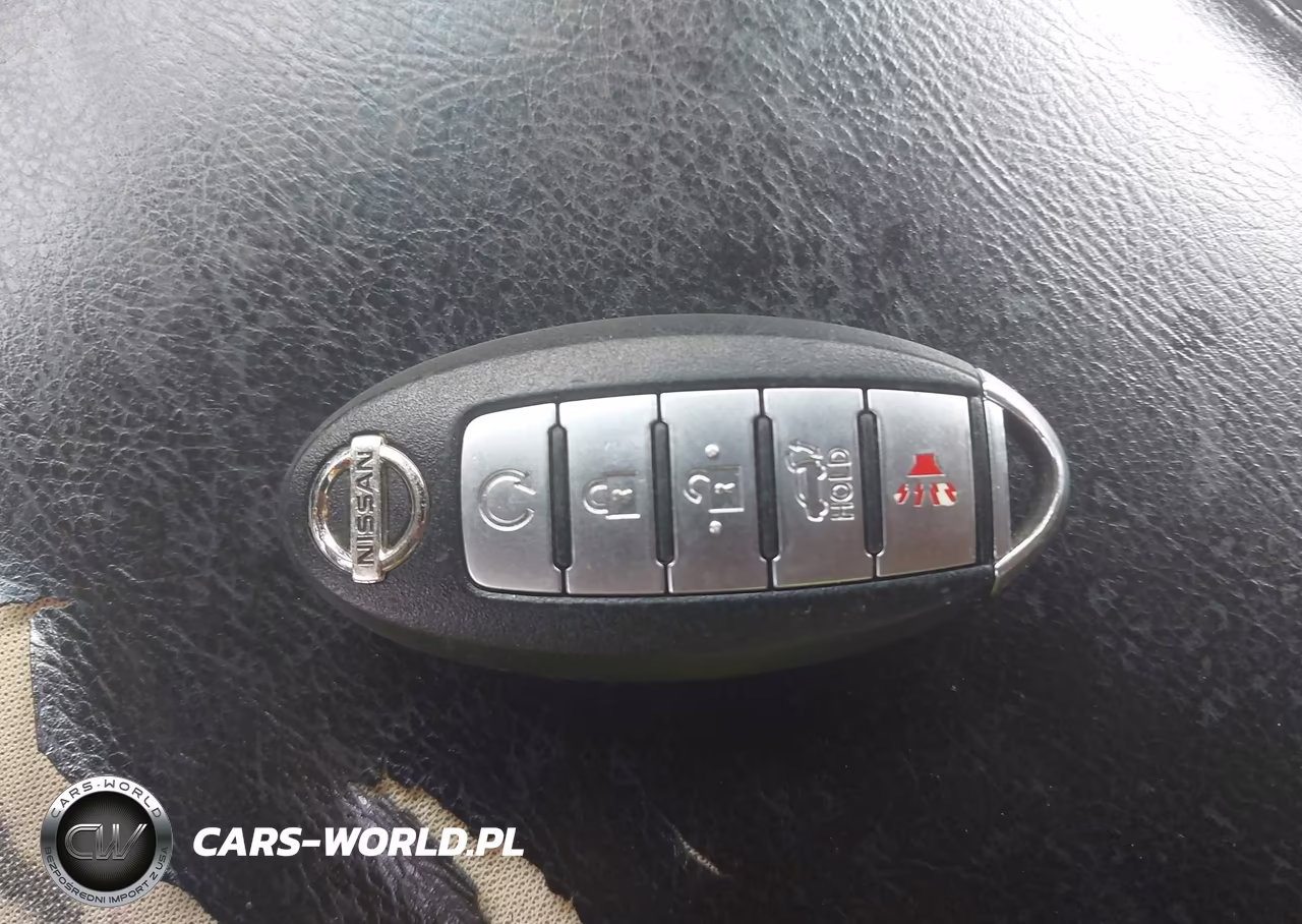 2015 Nissan Pathfinder Platinum VIN:5N1AR2MN2FC711374 - 11