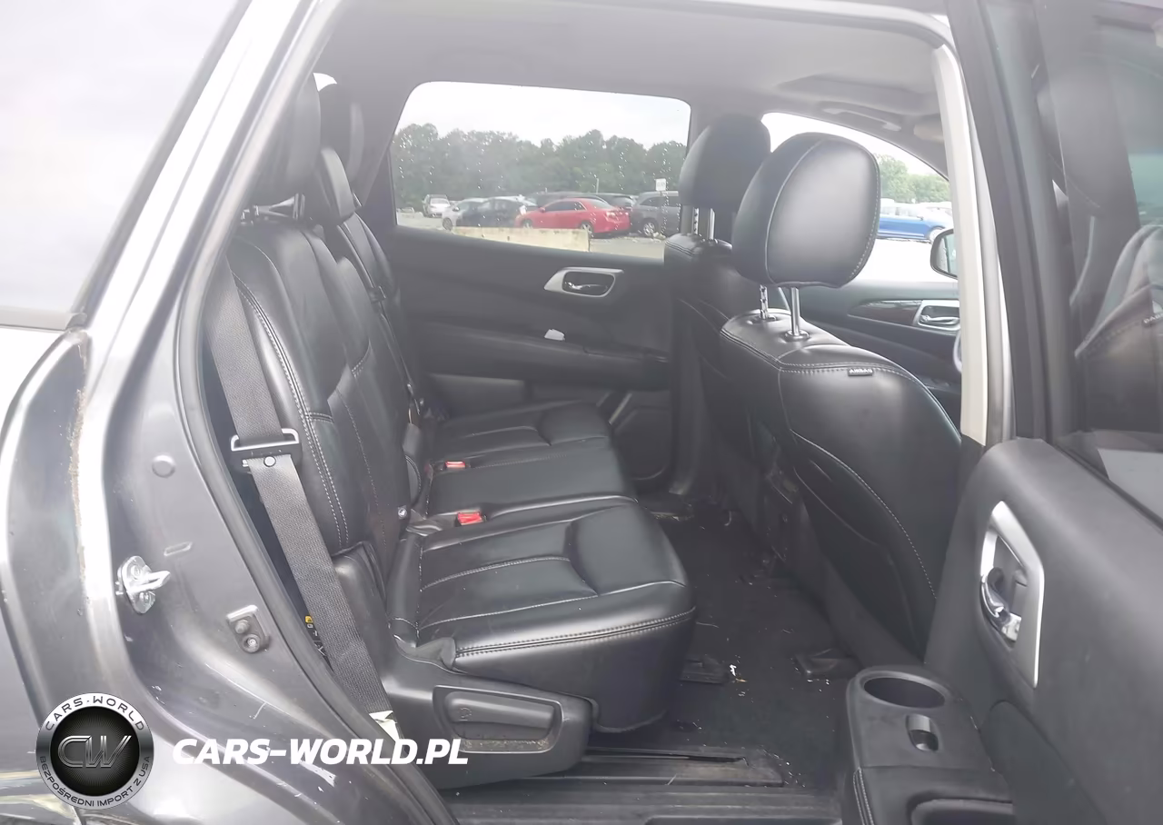 2015 Nissan Pathfinder Platinum VIN:5N1AR2MN2FC711374 - 8