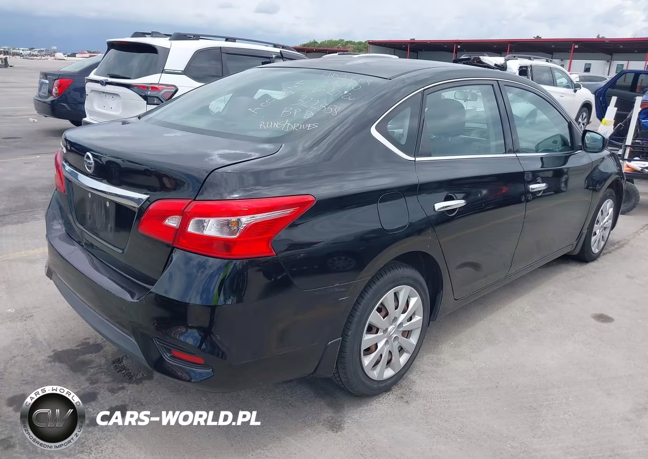 2016 Nissan Sentra S VIN:3N1AB7AP7GY322558 - 4