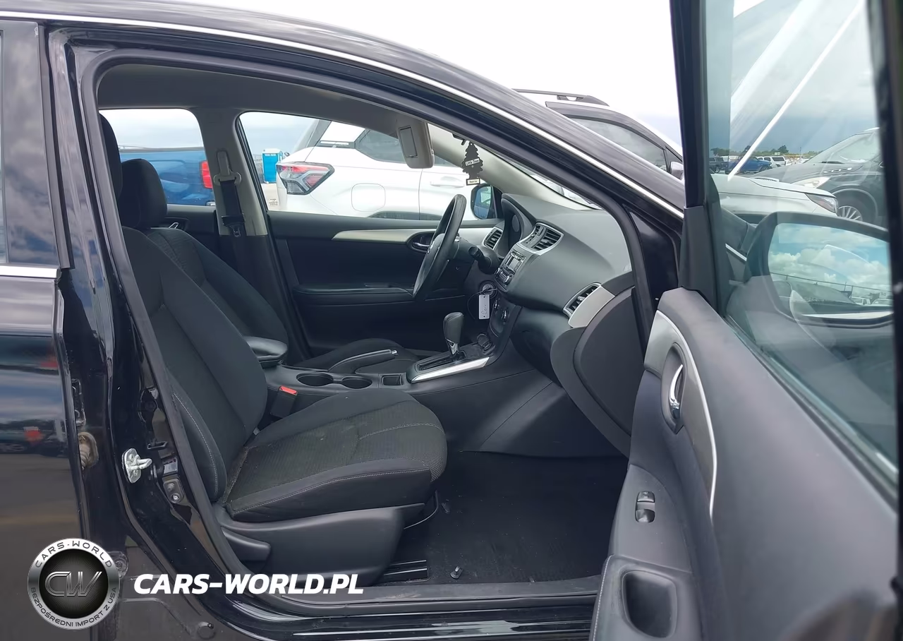 2016 Nissan Sentra S VIN:3N1AB7AP7GY322558 - 5
