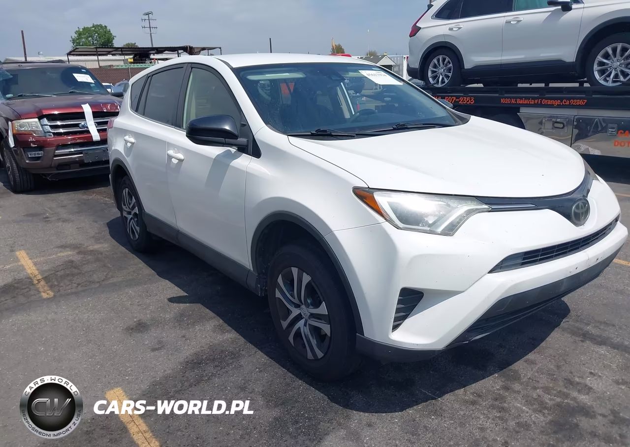 2018 Toyota Rav4 Le – zdjęcie 1 z 18
