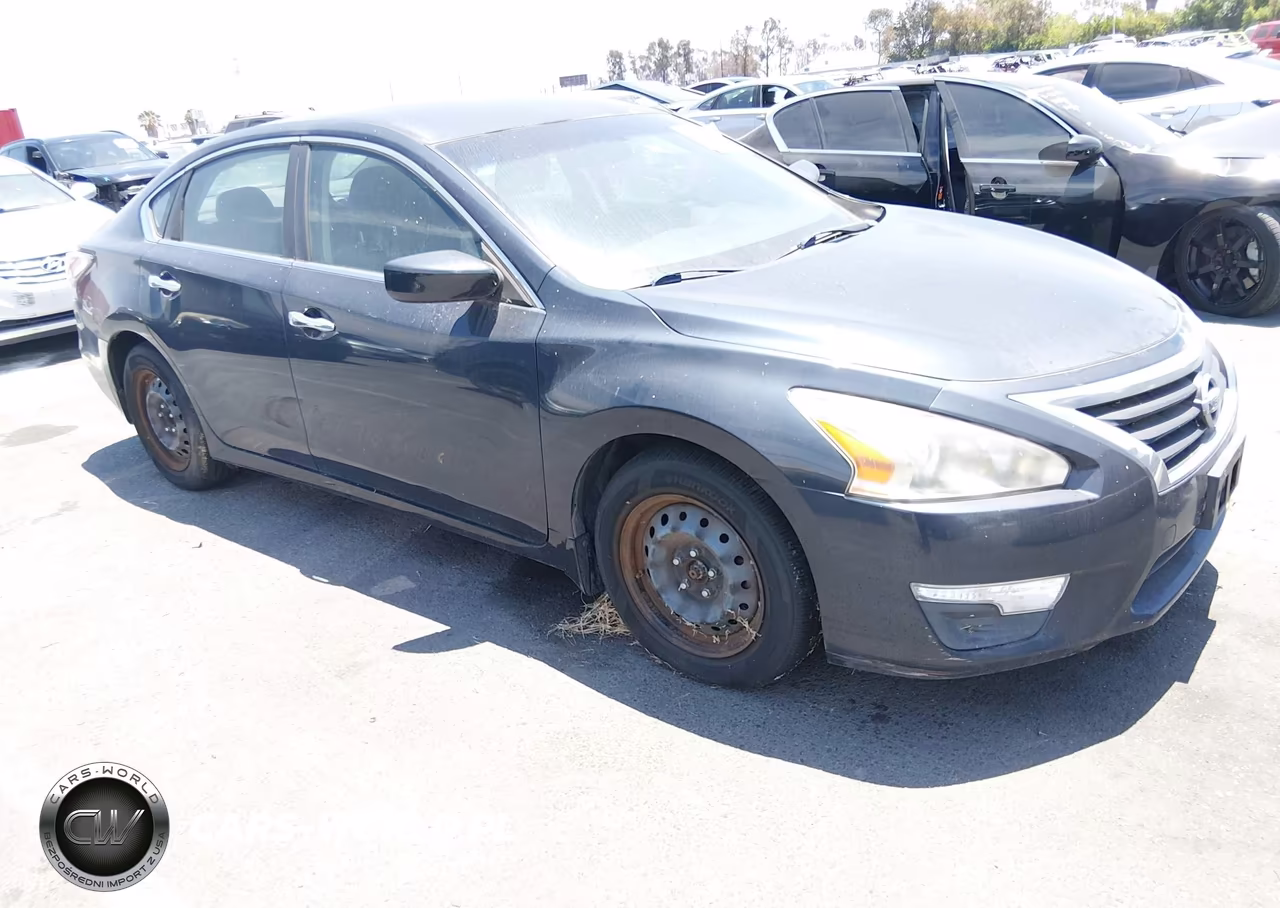 2015 Nissan Altima 2.5 S – zdjęcie 1 z 11