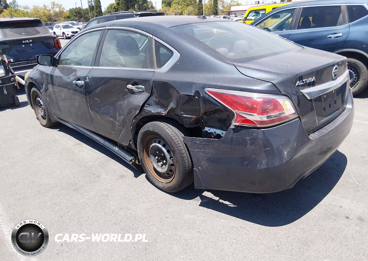 2015 Nissan Altima 2.5 S VIN:1N4AL3APXFC104324 - 3