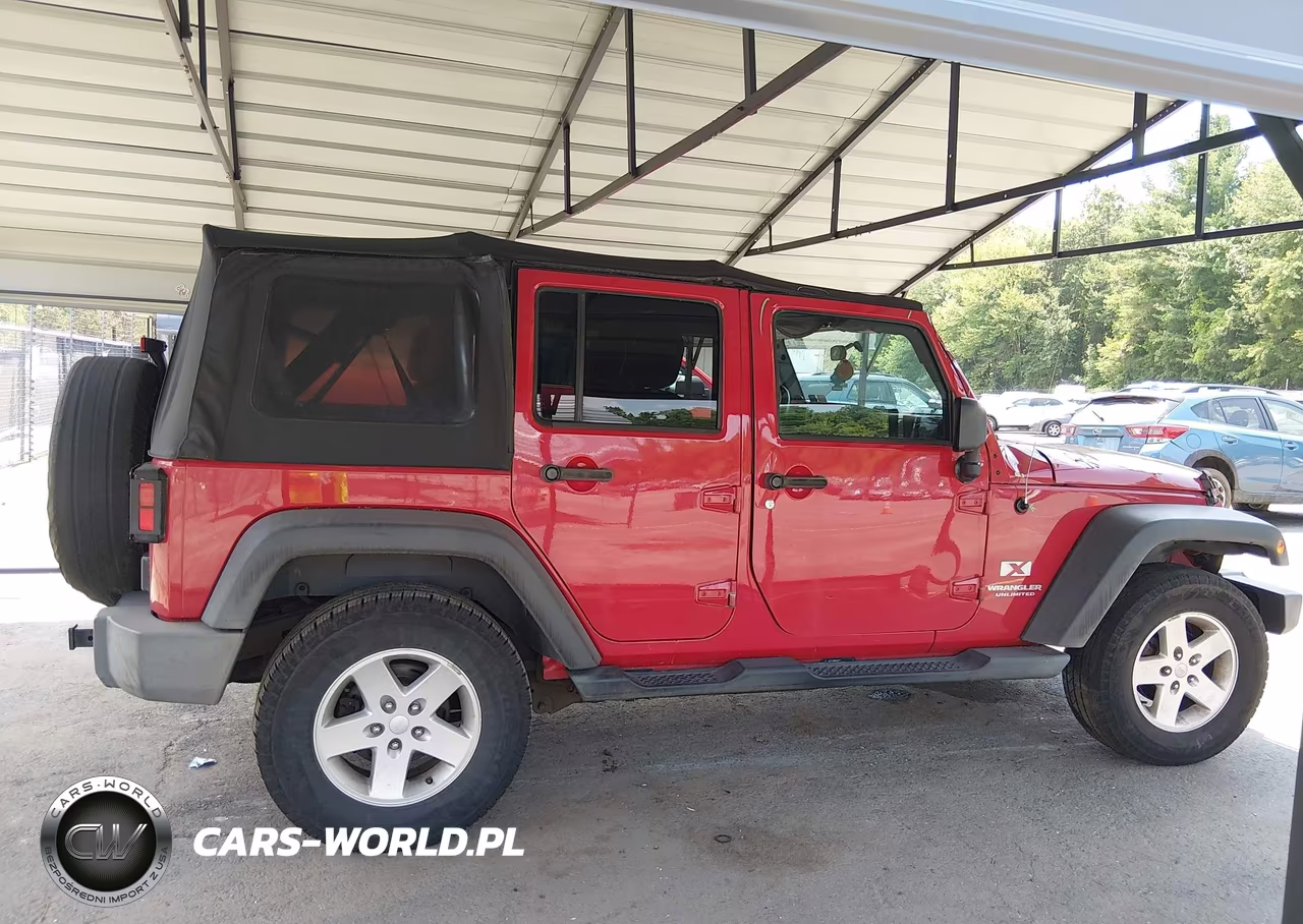 2007 Jeep Wrangler Unlimited X VIN:1J4GA39197L140303 - 13