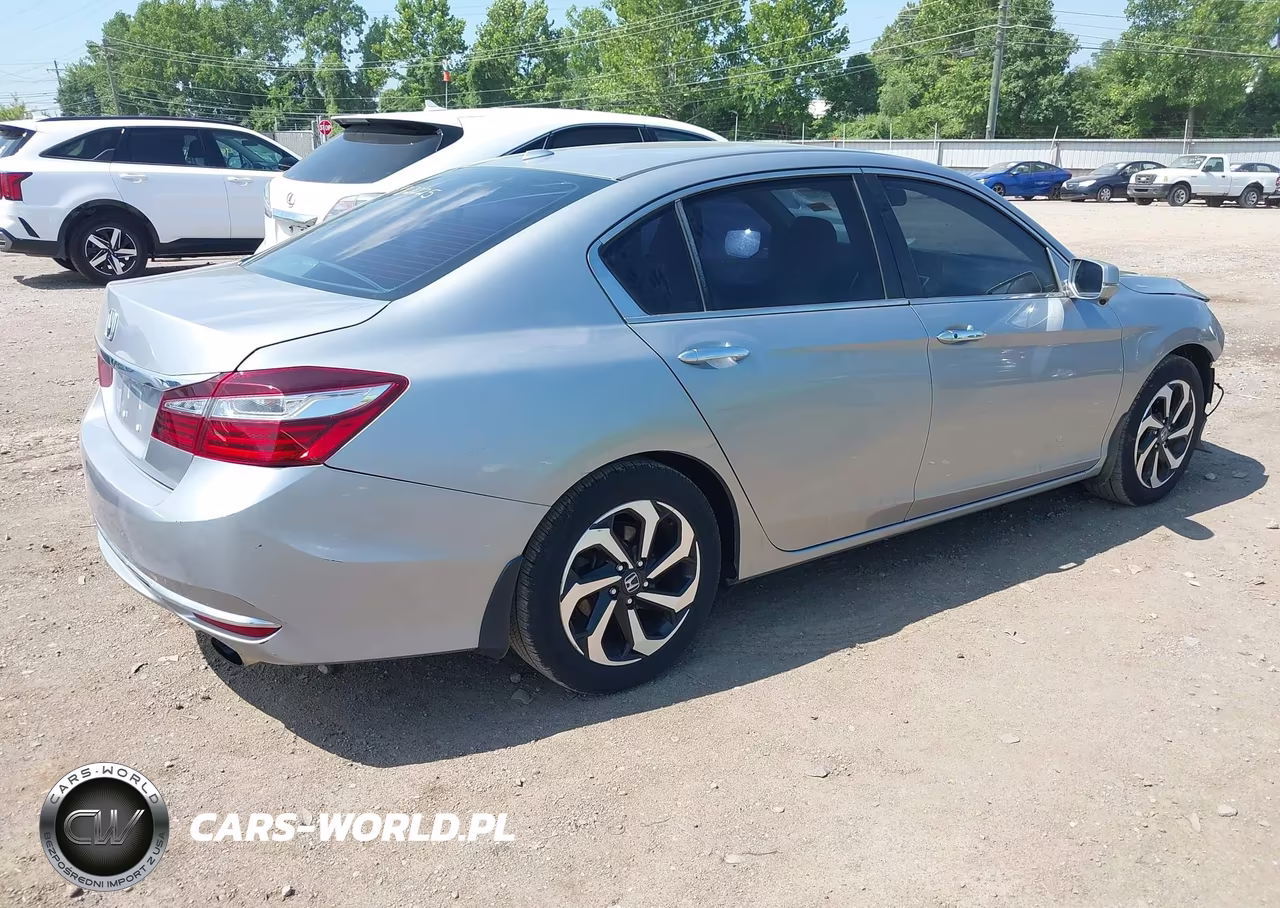 2017 Honda Accord Ex-L VIN:1HGCR2F83HA021556 - 4