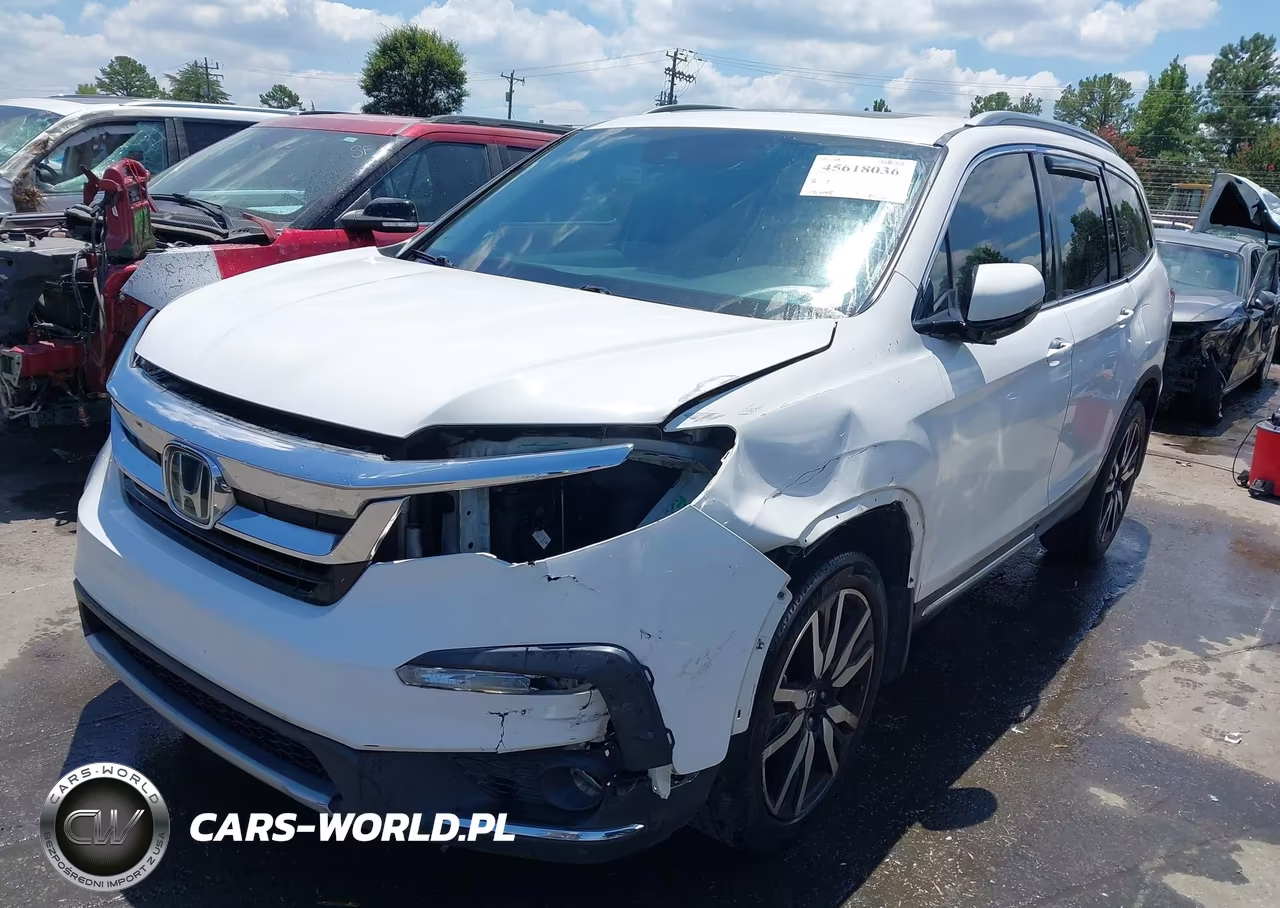 2019 Honda Pilot Touring VIN:5FNYF5H90KB038978 - 2