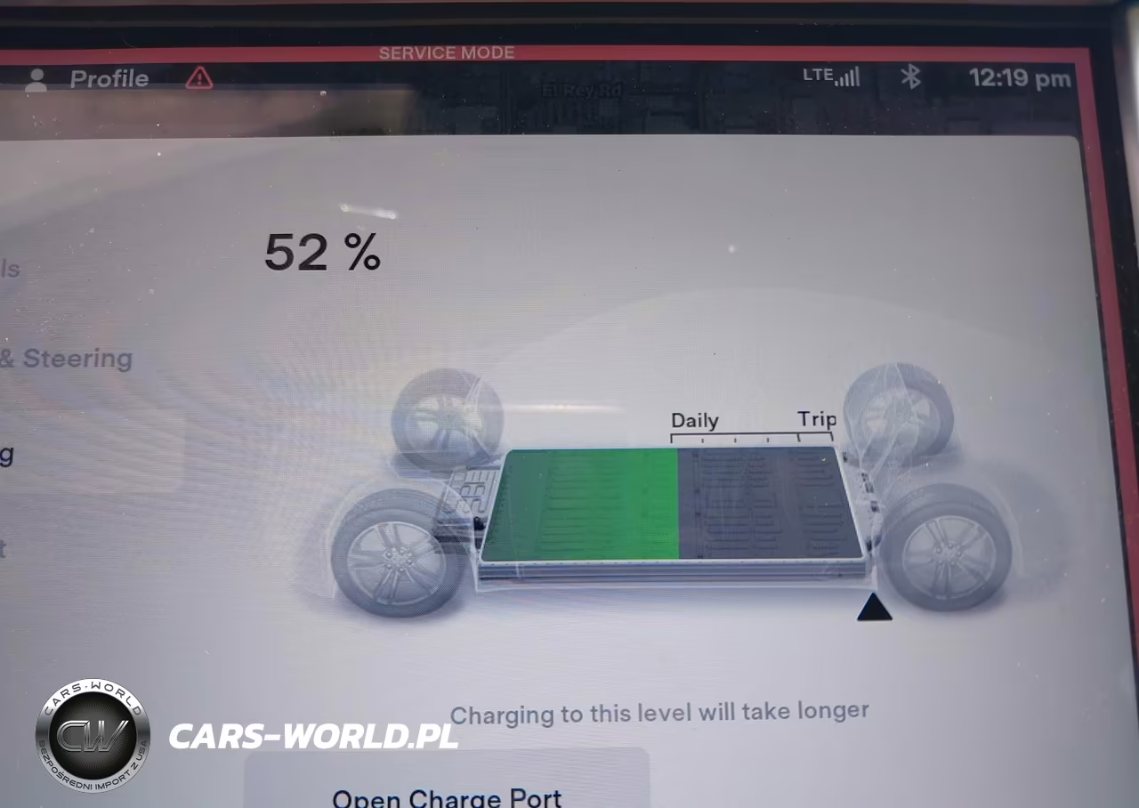 2014 Tesla Model S VIN:5YJSA1S10EFP56681 - 17