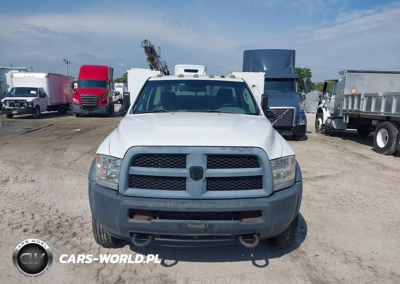 2015 Ram 5500 Chassis Tradesman-Slt VIN:3C7WRNBL2FG629366 - 13