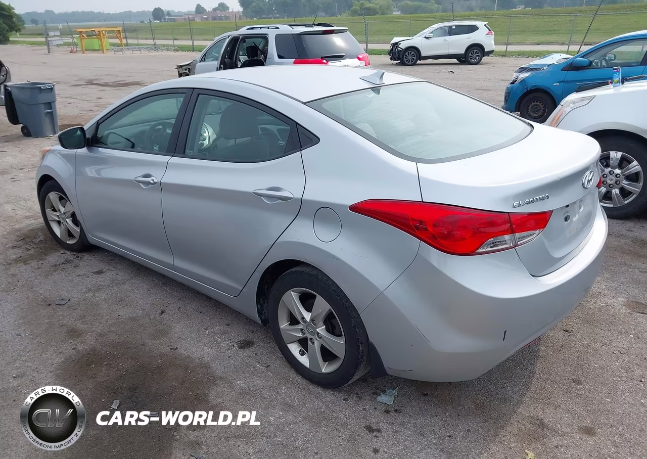 2012 Hyundai Elantra Gls VIN:5NPDH4AE5CH102056 - 3