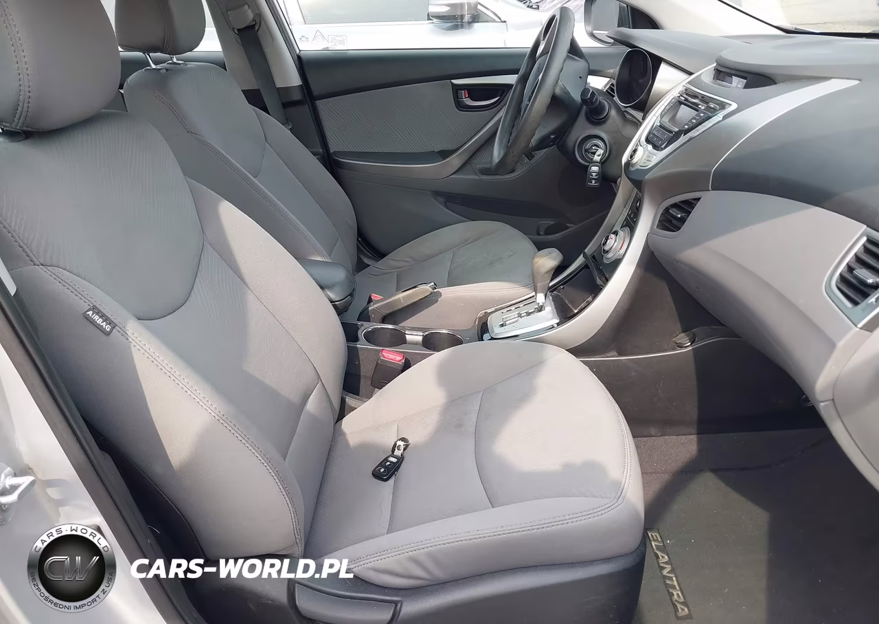2012 Hyundai Elantra Gls VIN:5NPDH4AE5CH102056 - 5
