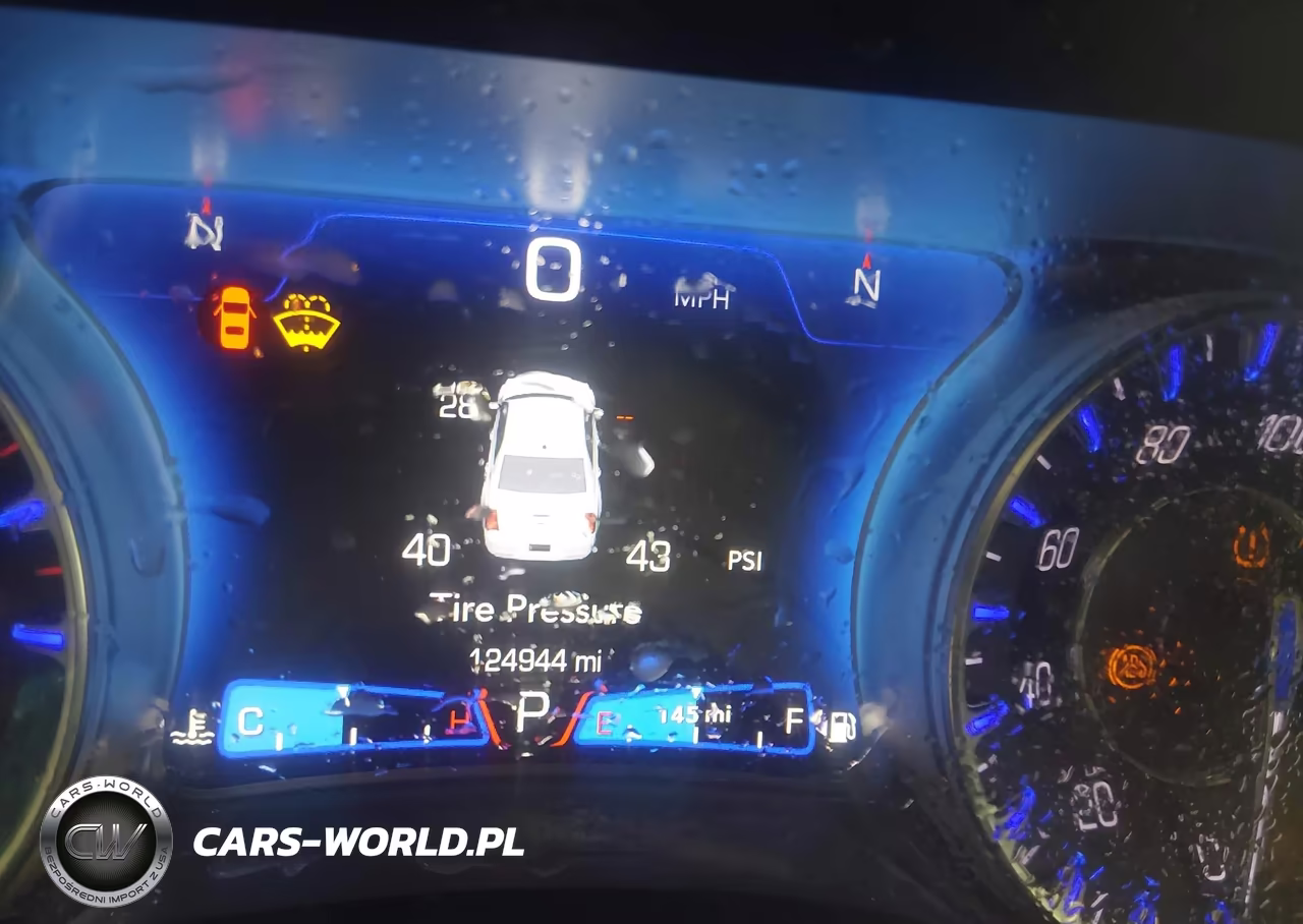 2021 Chrysler 300 Touring VIN:2C3CCAAG6MH538133 - 15