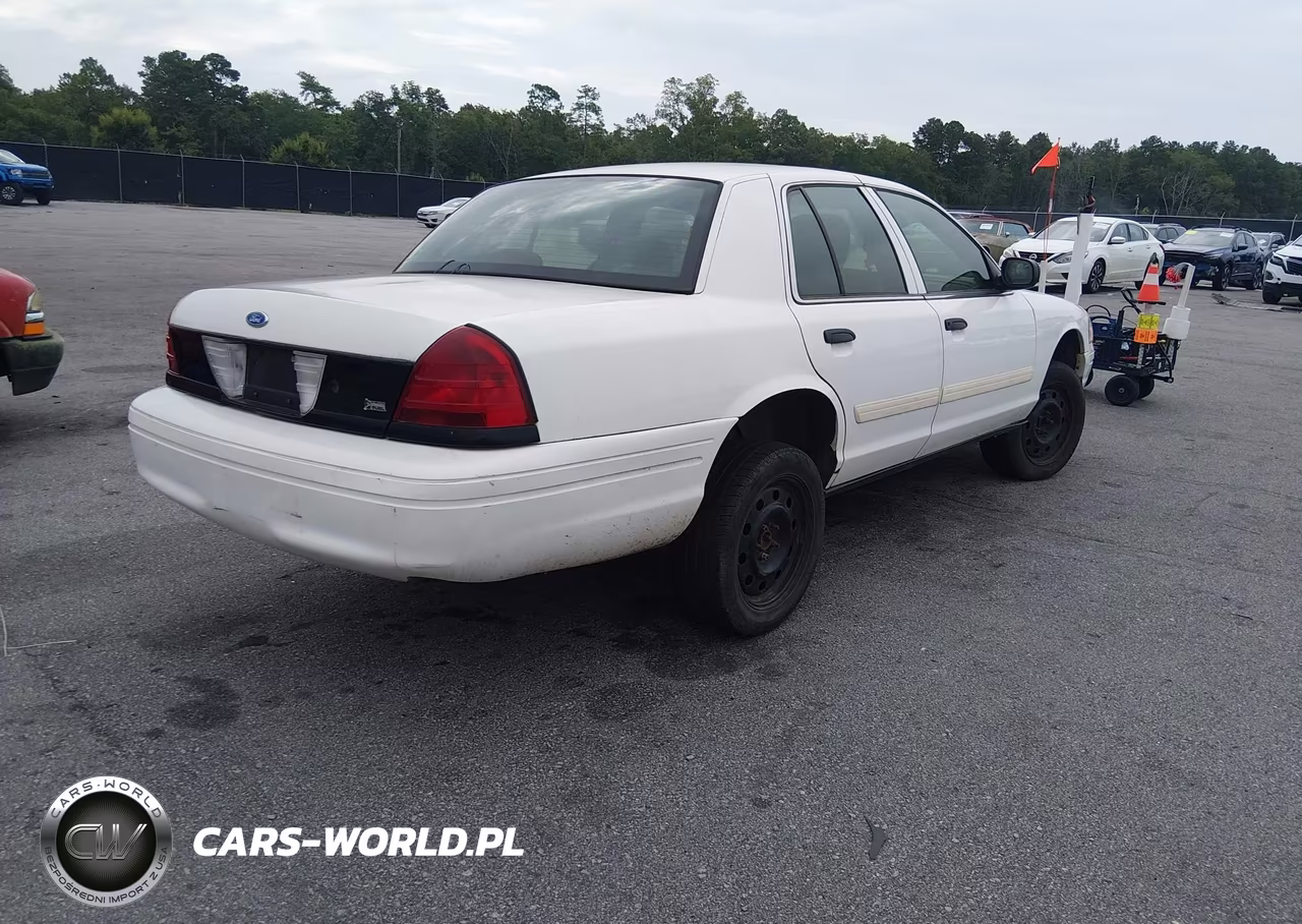 2011 Ford Crown Victoria Police Interceptor VIN:2FABP7BV6BX115668 - 4