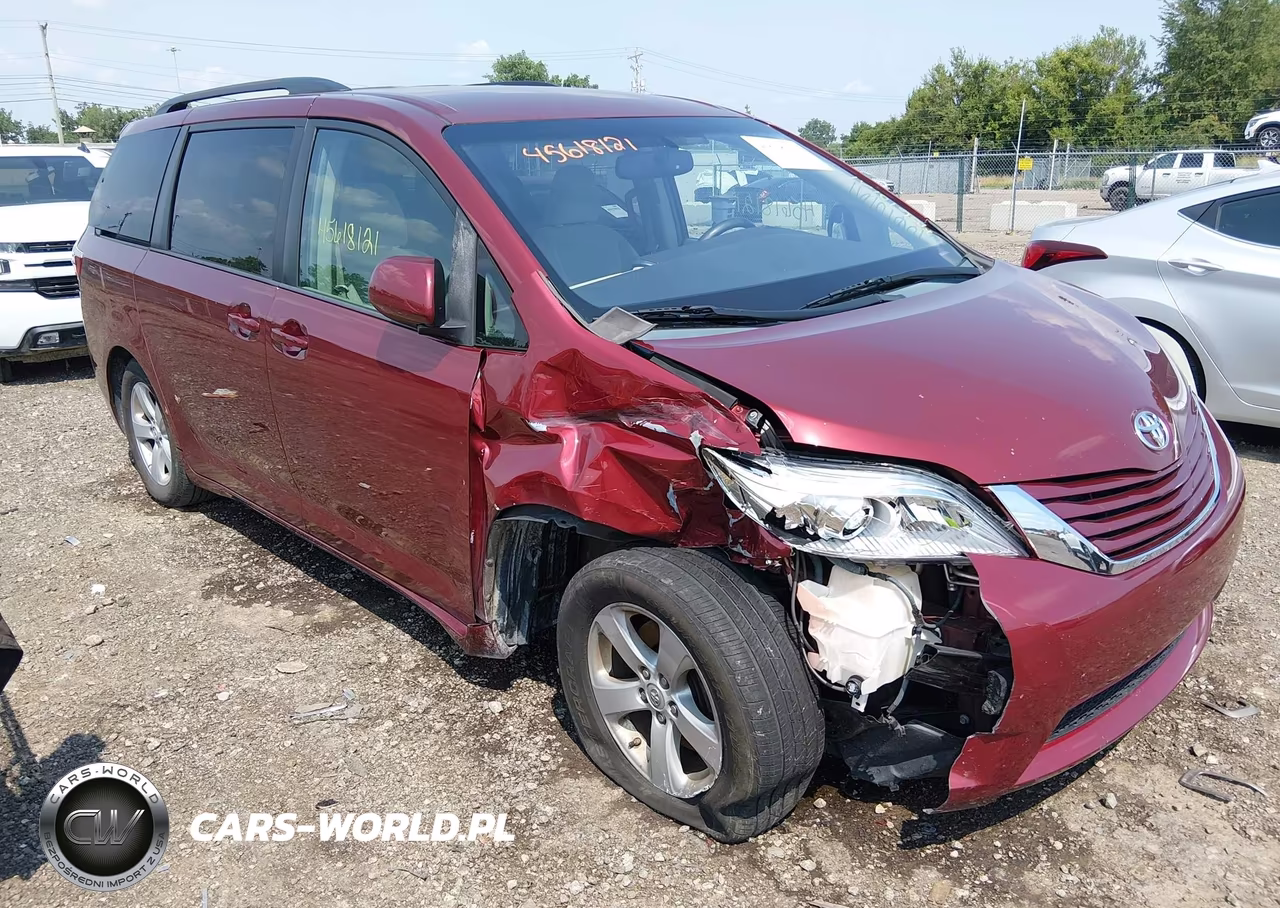 2015 Toyota Sienna Le 8 Passenger – zdjęcie 1 z 16