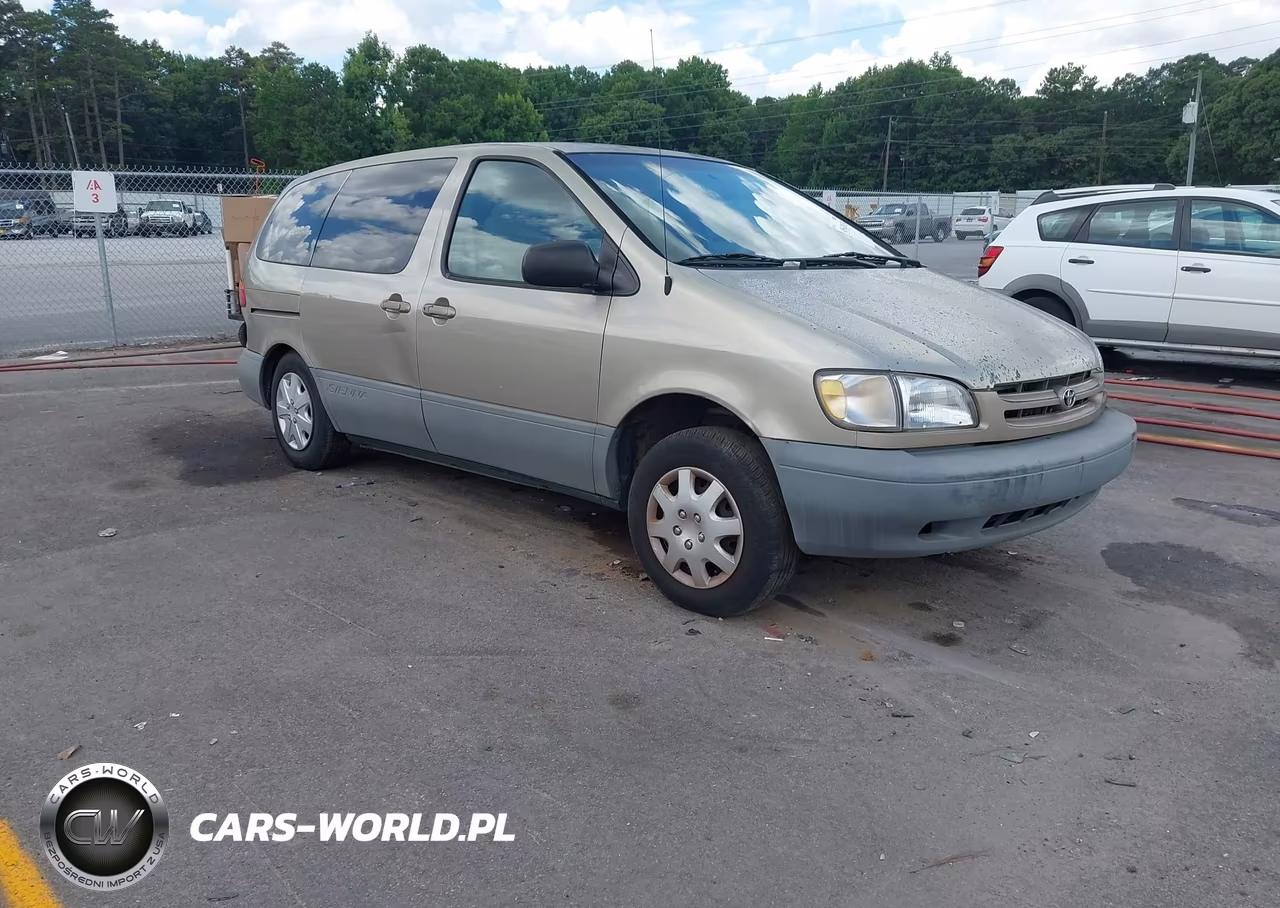 2000 Toyota Sienna Ce