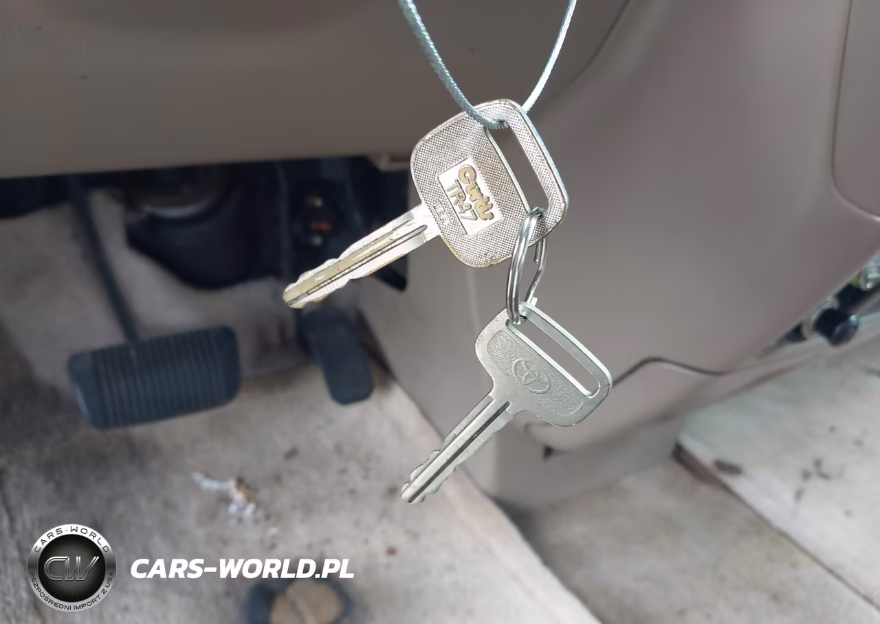 2000 Toyota Sienna Ce VIN:4T3ZF19C0YU228421 - 11