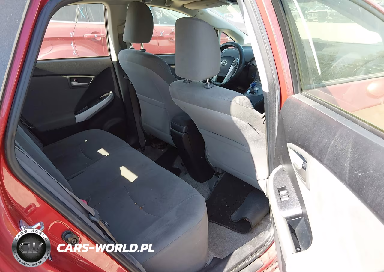 2012 Toyota Prius Three VIN:JTDKN3DU5C5485445 - 8