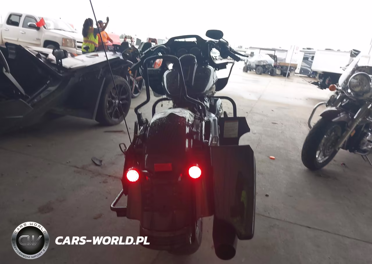 2020 Harley-Davidson Fltrxs VIN:1HD1KTP16LB601922 - 6