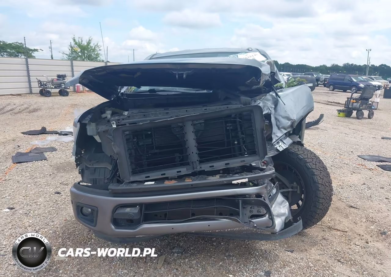 2018 Nissan Titan Sv VIN:1N6AA1E60JN528661 - 11