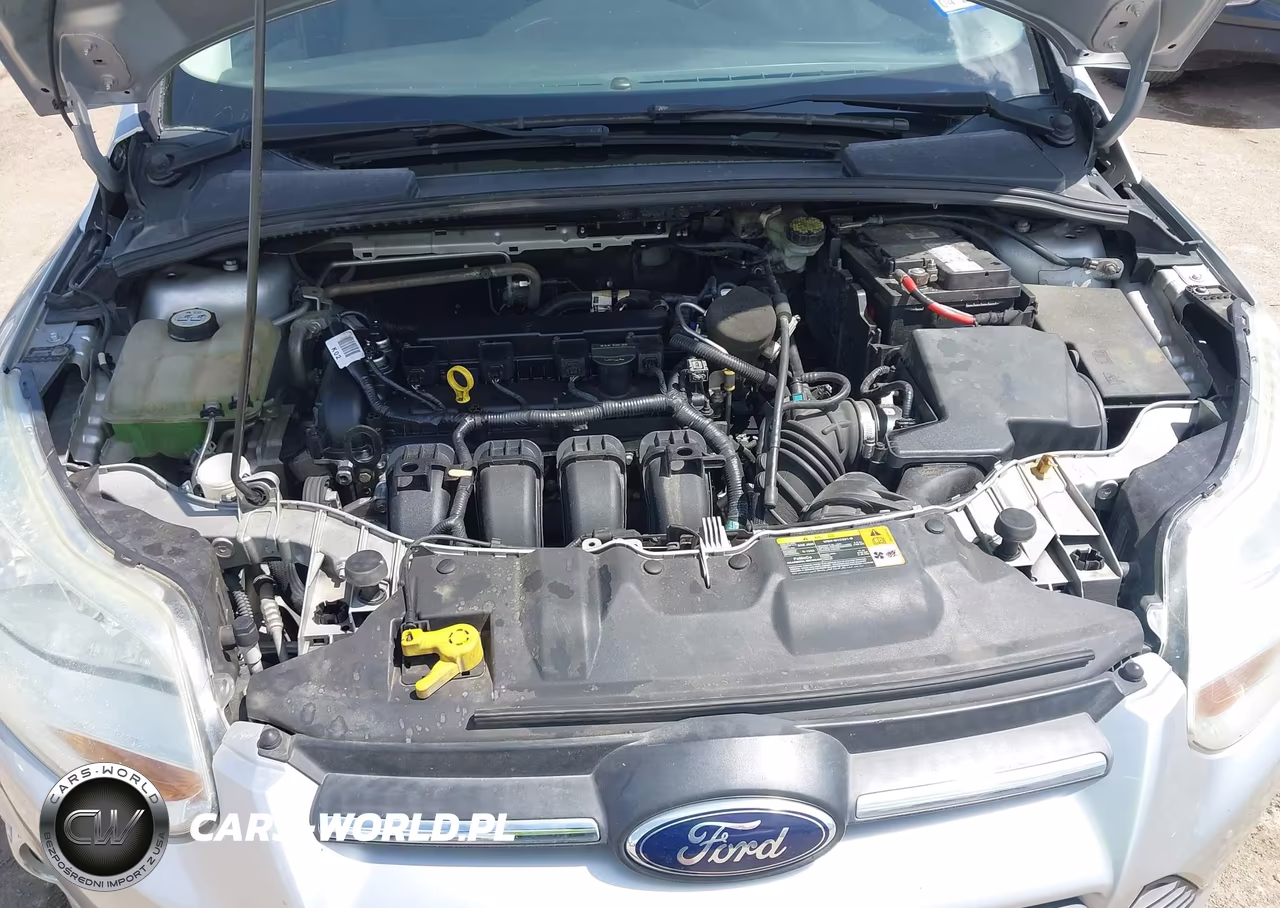 2012 Ford Focus Se VIN:1FAHP3F20CL422030 - 10