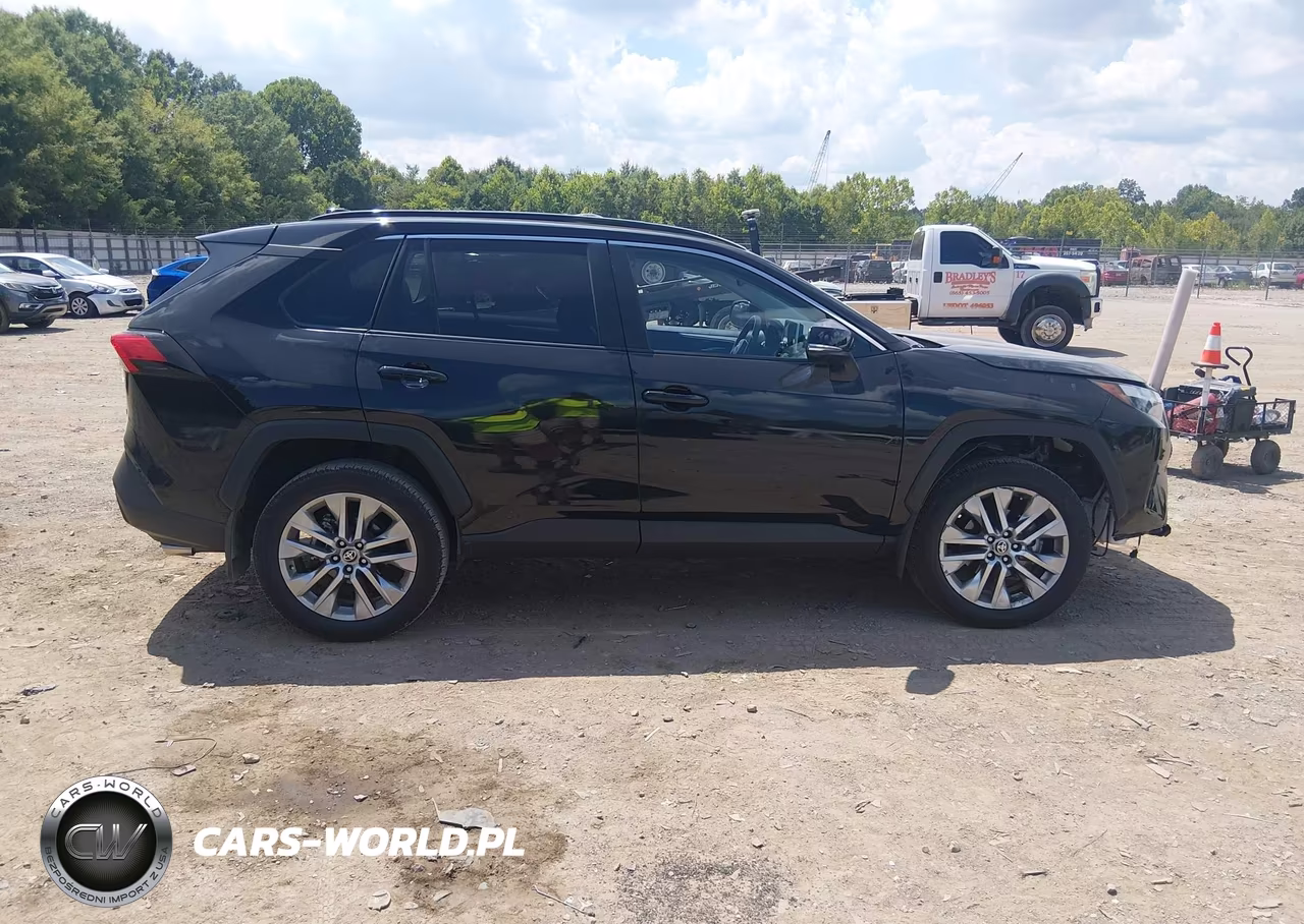 2024 Toyota Rav4 Xle Premium VIN:2T3C1RFV2RC274828 - 13