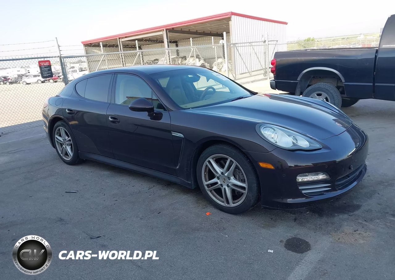 2011 Porsche Panamera 4