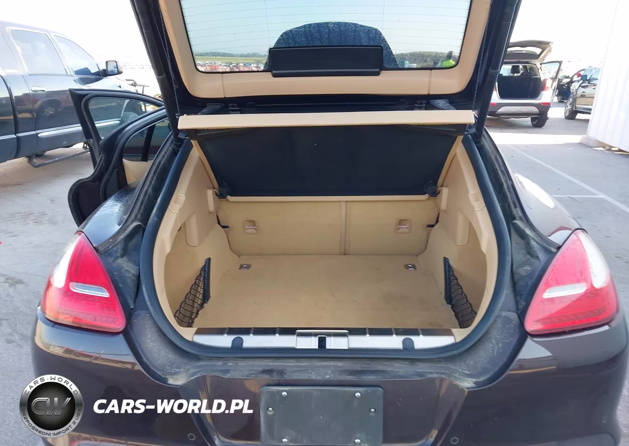 2011 Porsche Panamera 4 VIN:WP0AA2A71BL011129 - 17