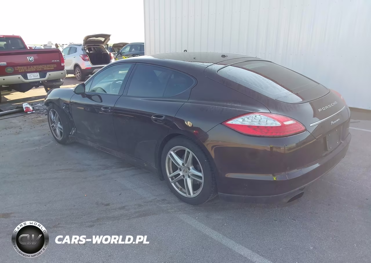 2011 Porsche Panamera 4 VIN:WP0AA2A71BL011129 - 3