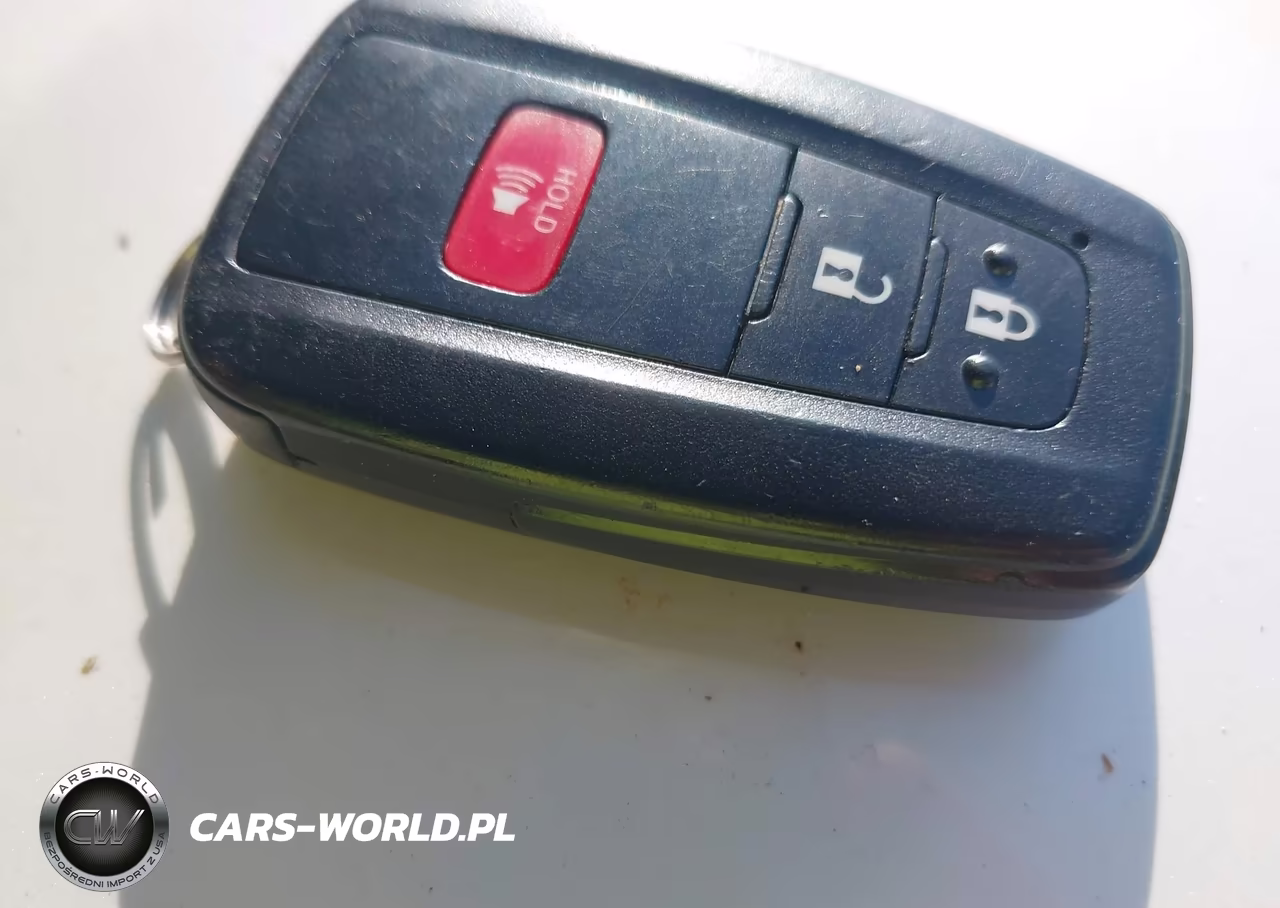 2018 Toyota Prius Two Eco VIN:JTDKARFU9J3552052 - 11