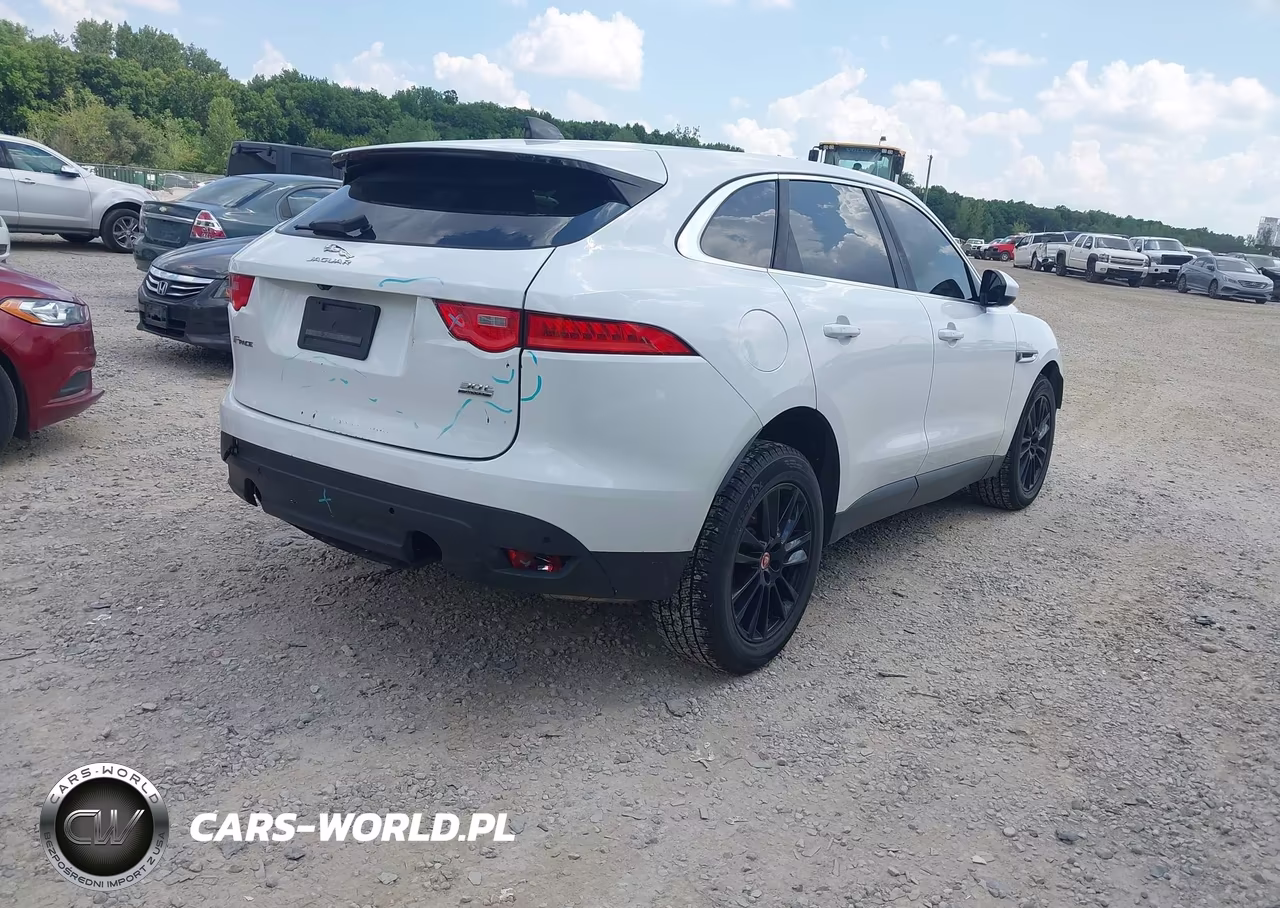 2020 Jaguar F-Pace Prestige P300 Awd Automatic VIN:SADCK2GX3LA639076 - 4