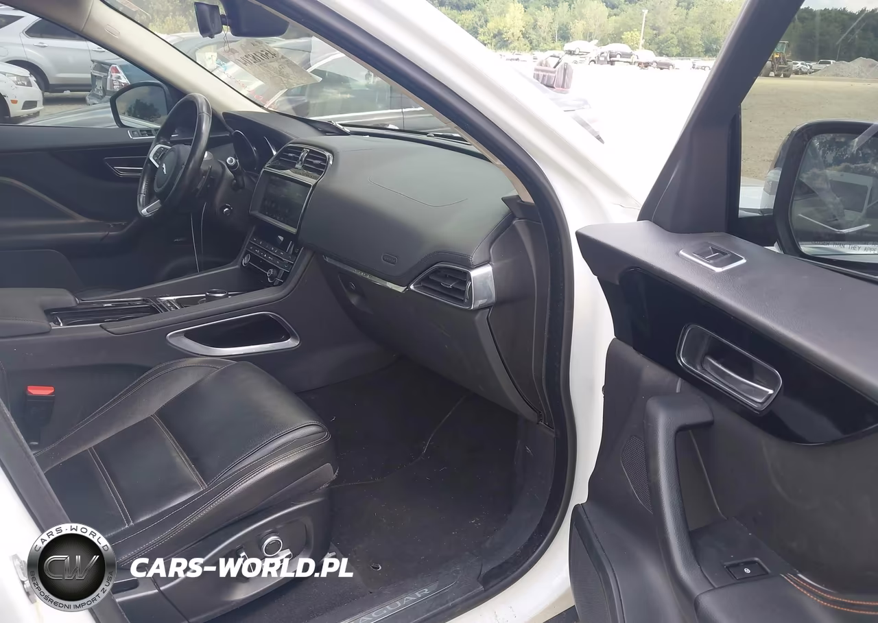 2020 Jaguar F-Pace Prestige P300 Awd Automatic VIN:SADCK2GX3LA639076 - 5